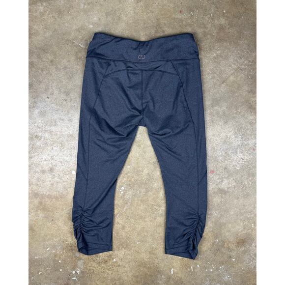 CALIA by Carrie Underwood Women’s Leggings Small Gray Cropped Ruched Capri‎ - Picture 4 of 8